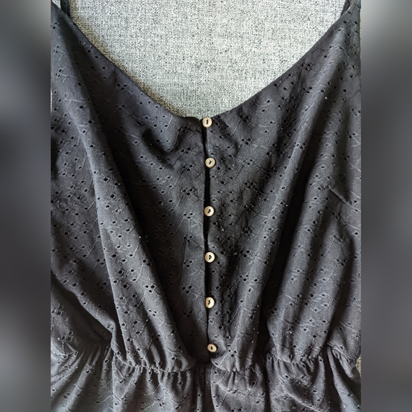 Black romper - Picture 4 of 10